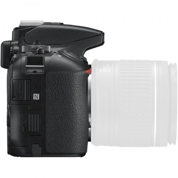Nikon D5600 18-200mm DSLR Fotoğraf Makinesi