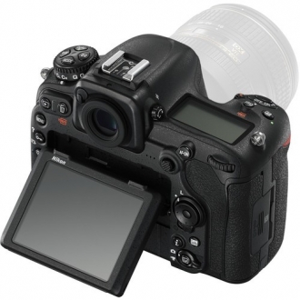 Nikon D500 70-300mm DSLR Fotoğraf Makinesi