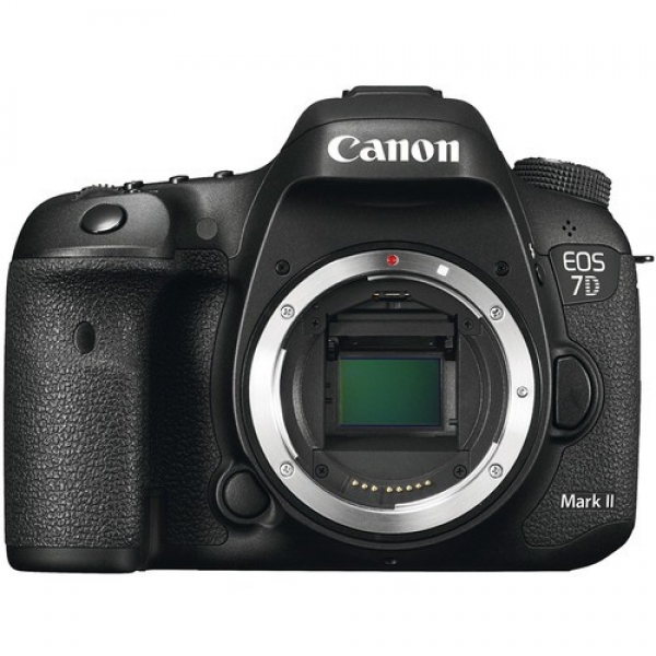 Canon EOS 7D Mark II 18-55mm DSLR Fotoğraf Makinesi