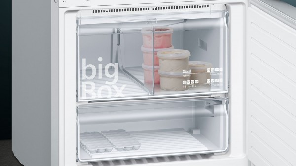 Siemens KG76NDI30N Buzdolabı