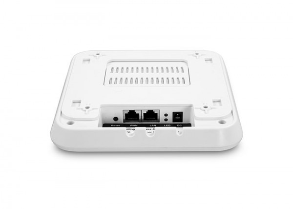 Everest EAP-LR Router