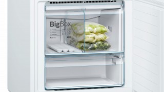 Bosch KGN56UW30N Buzdolabı