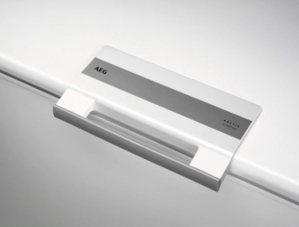 AEG AHB33011LW Derin Dondurucu