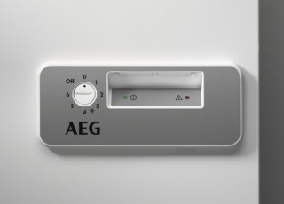 AEG AHB33011LW Derin Dondurucu