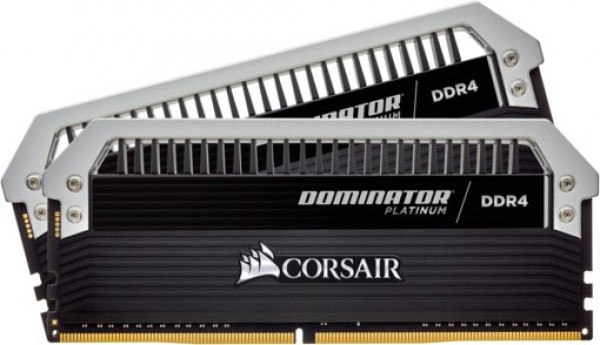 Corsair Dominator Platinum 16 GB 2400 MT