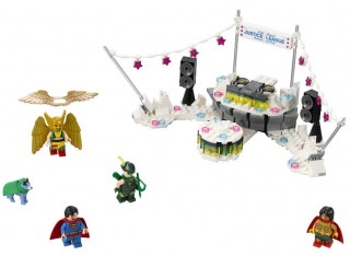 LEGO Batman 70919 The Justice League Anniversary Party