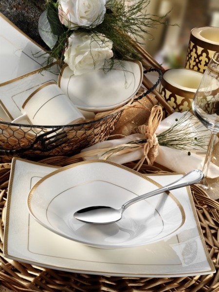 Aryıldız Gold Queen Royal Queen AR 30042 83 Parça Yemek Takımı