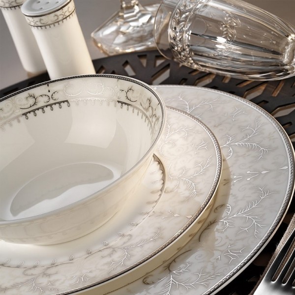 Kütahya Porselen Bone China 25141 84 Parça Yemek Takımı