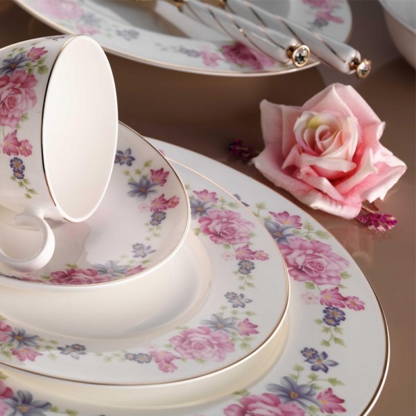 Kütahya Porselen Bone China 25138 84 Parça Yemek Takımı