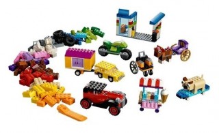 LEGO Classic 10715 Bricks on a Roll