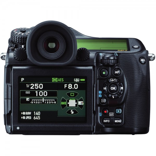 Pentax 645Z DSLR Fotoğraf Makinesi