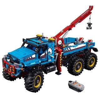 LEGO Technic 42070 6x6 All Terrain Tow Truck
