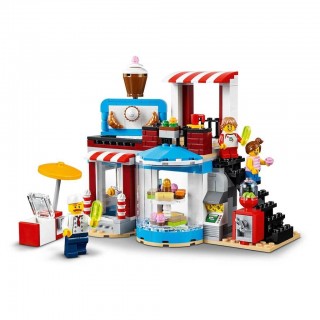 LEGO Creator 31077 Modular Sweet Surprises