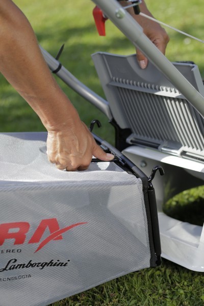 Ikra IBRM 1040 TL Çim Biçme Makinesi