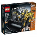 LEGO Technic 42030 Remote Controlled VOLVO L350F resim