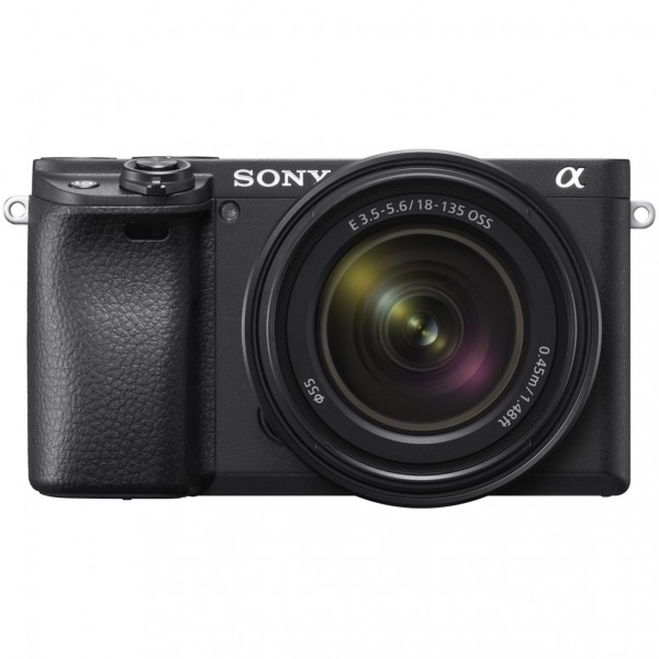 Sony a6400 18-135mm Aynasız Fotoğraf Makinesi (18-135 mm)
