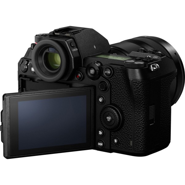 Panasonic LUMIX S1 Aynasız Fotoğraf Makinesi