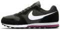 Nike MD Runner 2 (749869-012) Kadın Spor Ayakkabı