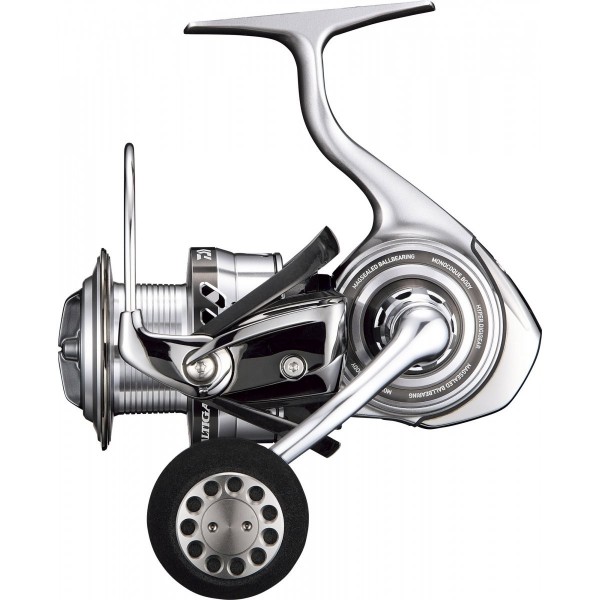 Daiwa Saltiga BJ 2017 4000 SH Olta Makinesi