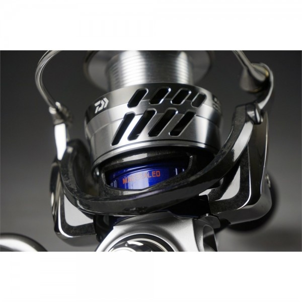 Daiwa Saltiga BJ 2017 3500 SH Olta Makinesi