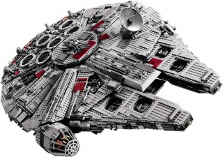 LEGO Star Wars 10179 Ultimate Collector's Millennium Falcon