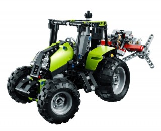 LEGO Technic 9393 Tractor