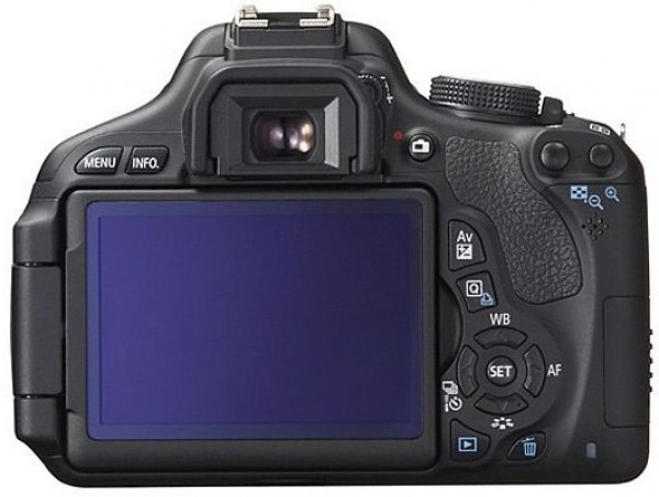 Canon EOS 600D 18-55mm DSLR Fotoğraf Makinesi (18-55 mm)