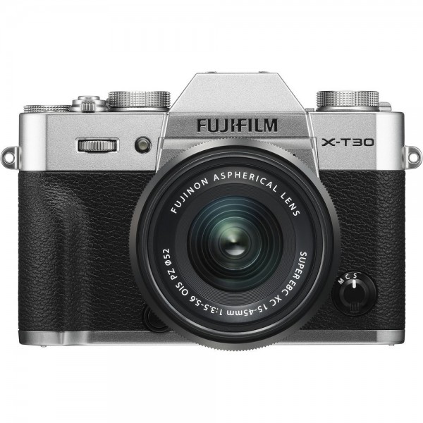 Fujifilm X-T30 15-45mm Aynasız Fotoğraf Makinesi (15-45 mm)
