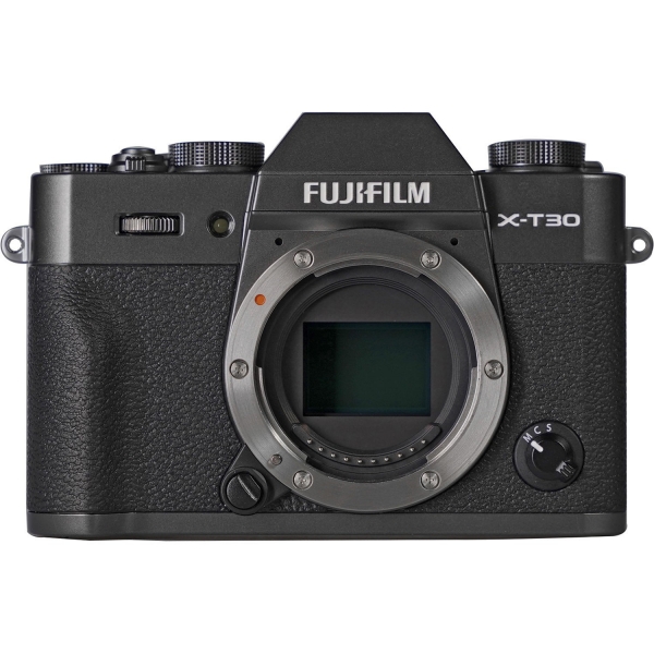 Fujifilm X-T30 23mm Aynasız Fotoğraf Makinesi (23 mm)