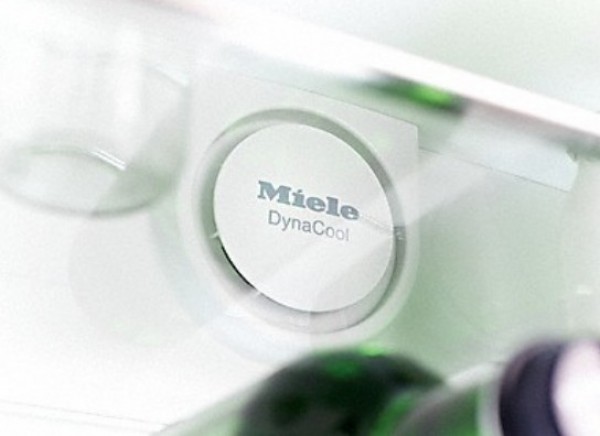 Miele KFN 29162 D Buzdolabı