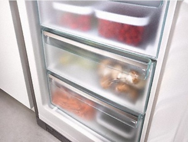 Miele KFN 29162 D Buzdolabı