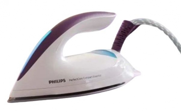 Philips PerfectCare Compact Essential GC6802/30 Buhar Kazanlı Ütü