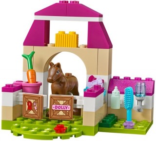 LEGO Juniors 10746 Mia's Farm Suitcase
