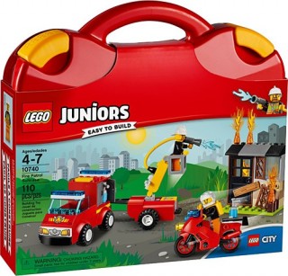 LEGO Juniors 10740 Fire Patrol Suitcase