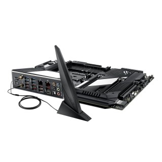 Asus ROG Crosshair VIII Formula AM4 Soket Anakart