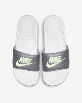 Nike Benassi Kadın Terlik