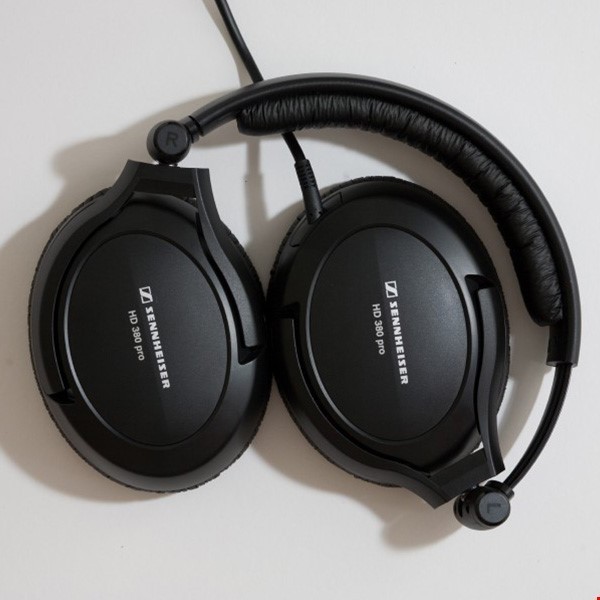 Sennheiser HD 380 Pro Kablolu Kulaklık