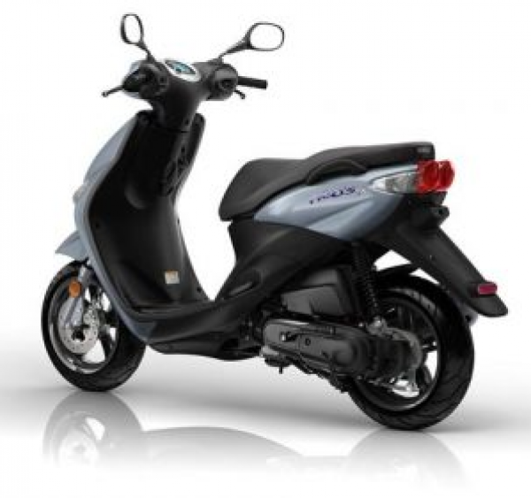 Yamaha Neo's 4 Scooter