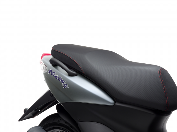 Yamaha Neo's 4 Scooter