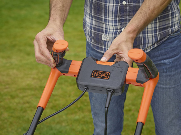 Black+Decker BEMW451BH Çim Biçme Makinesi