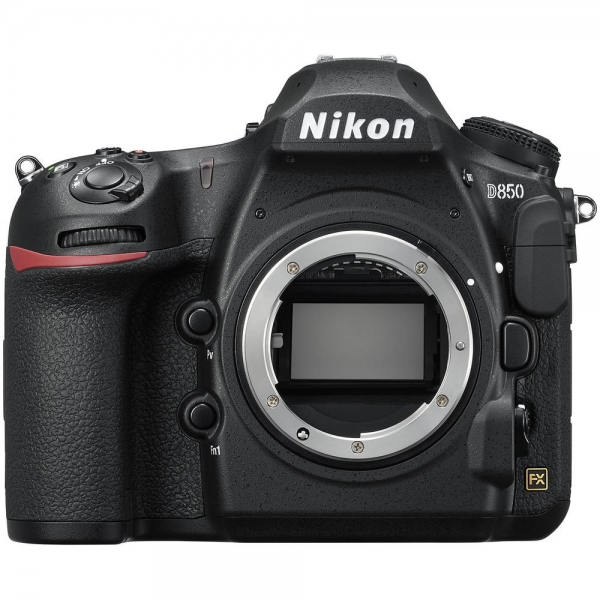 Nikon D850 24-120mm DSLR Fotoğraf Makinesi (24-120 mm)
