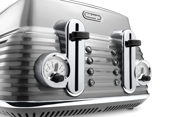 DeLonghi Scultura Ekmek Kızartma Makinesi