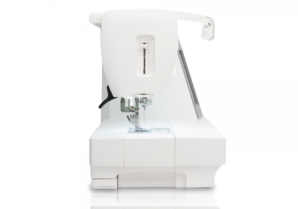 Janome Horizon Memory Craft 9400QCP Dikiş ve Nakış Makinesi