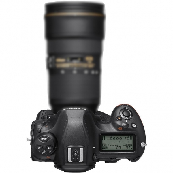Nikon D6 DSLR Fotoğraf Makinesi