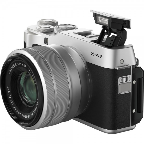 Fujifilm X-A7 15-45mm Aynasız Fotoğraf Makinesi (15-45 mm)
