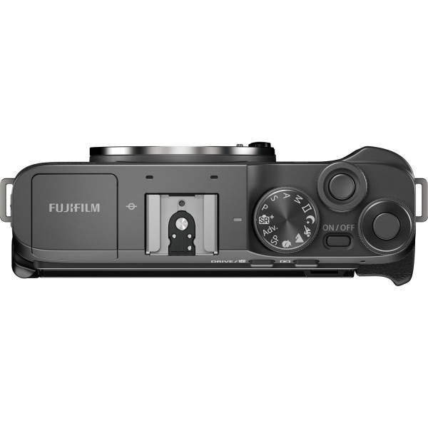 Fujifilm X-A7 15-45mm Aynasız Fotoğraf Makinesi (15-45 mm)