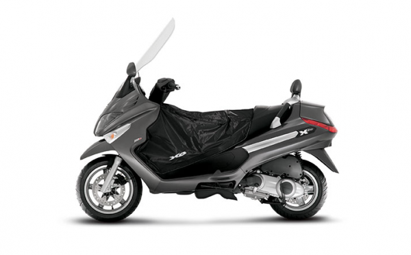 Piaggio XEVO 250 Scooter