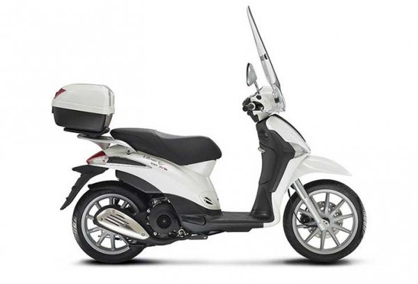 Piaggio Liberty 150 Scooter