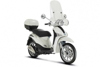 Piaggio Liberty 150 Scooter