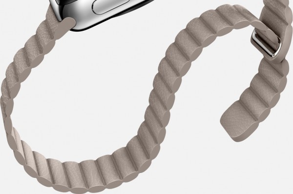 Apple Watch (42 mm) Paslanmaz Çelik Kasa ve Taş Rengi Deri Loop Akıllı Saat